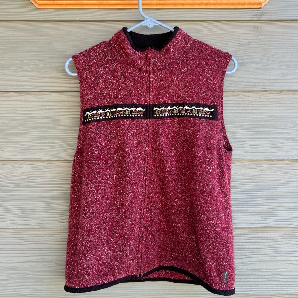 Woolrich Festive Ruby Textured Vest